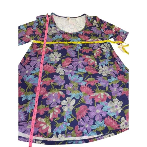 LULAROE Women's Size Small Lot of 3 Tees NEW WITH TAGS - Picture 4 of 16